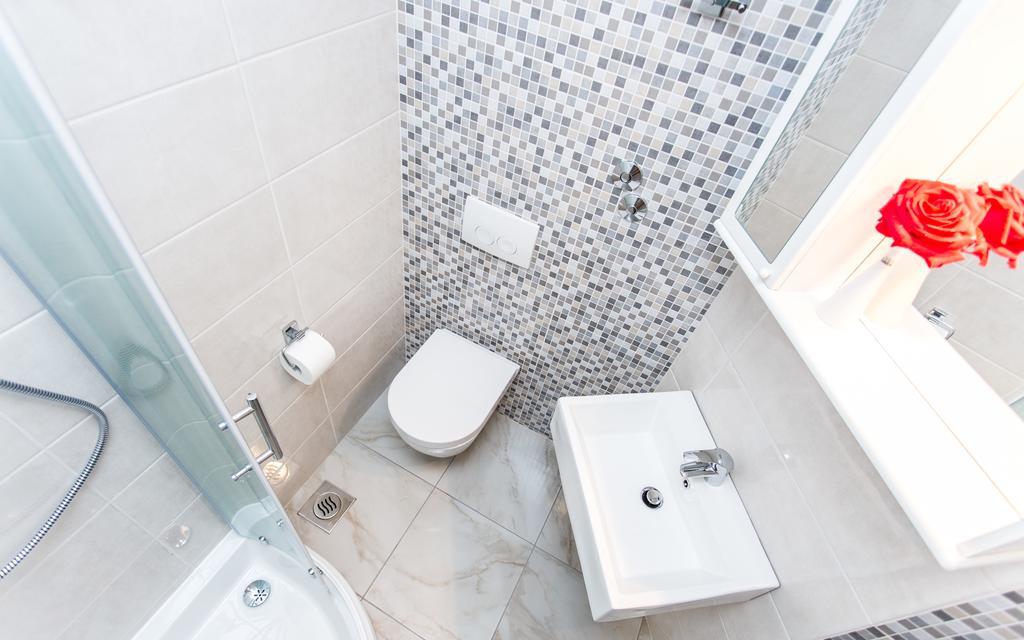 Apartments Lucija Башка Екстер'єр фото